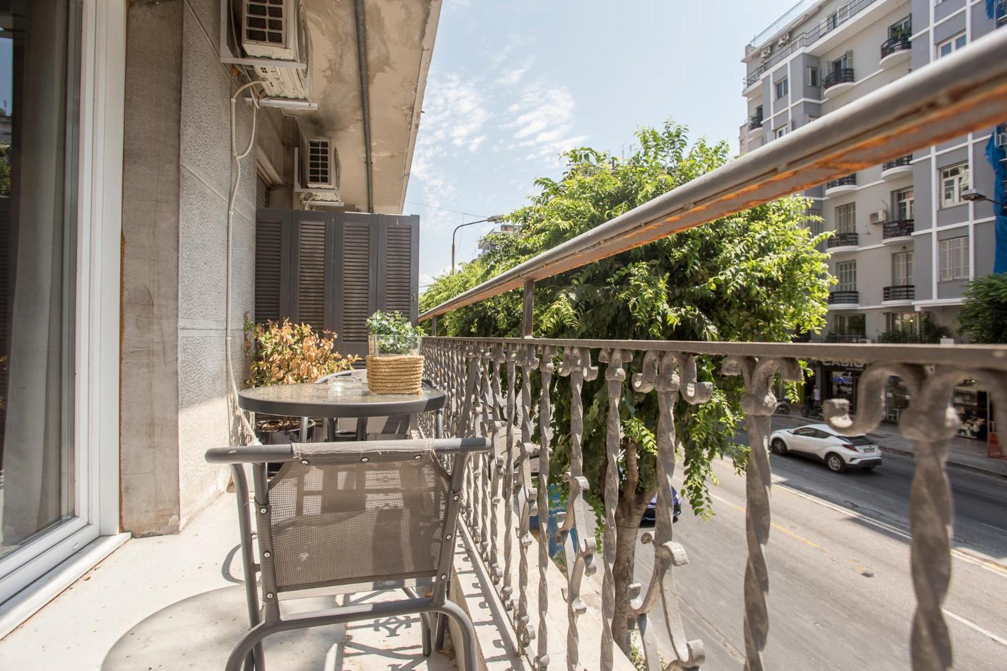 Closer "Egnatia Apartment 2" Thessaloníki Exteriör bild
