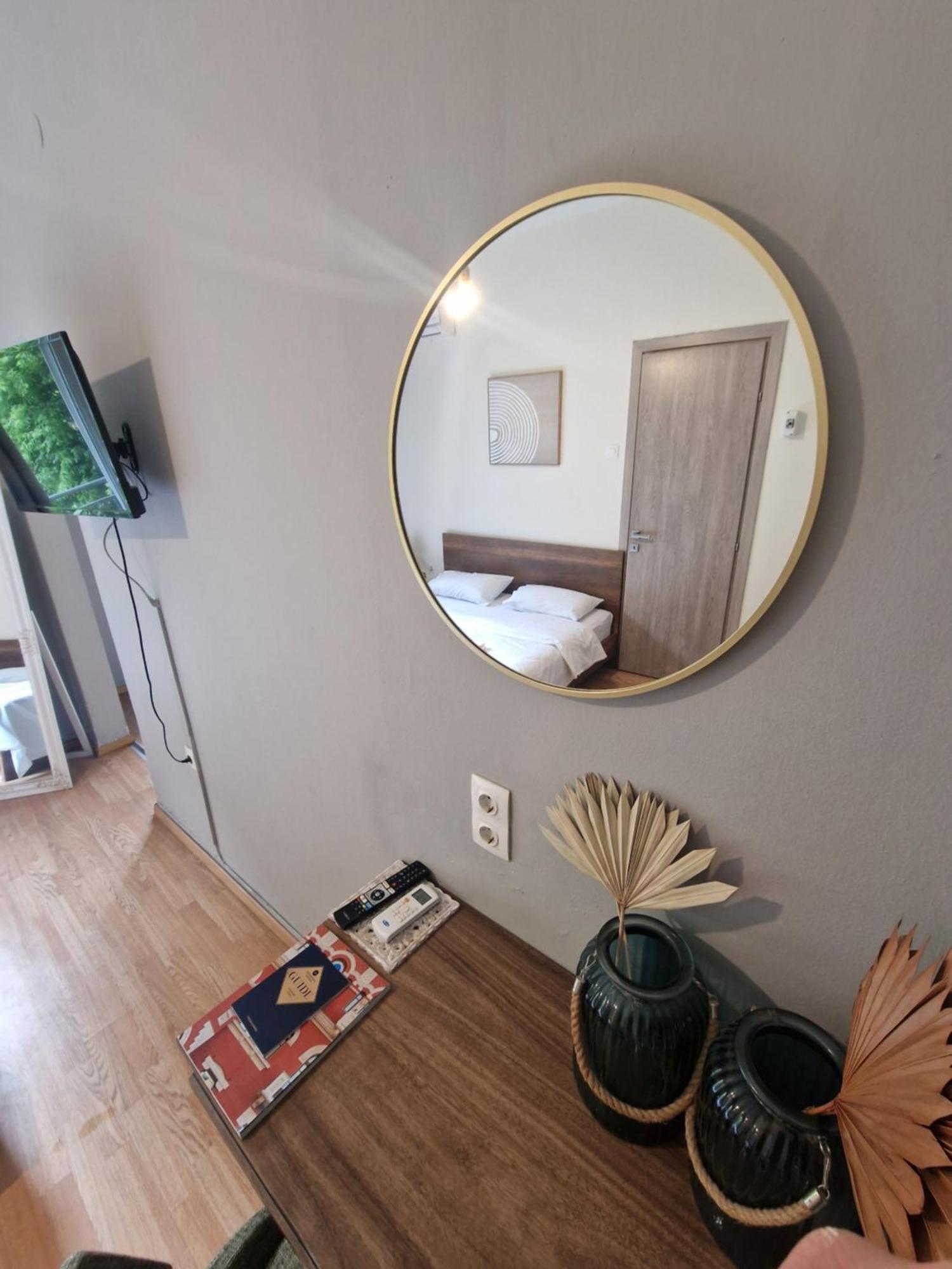 Closer "Egnatia Apartment 2" Thessaloníki Exteriör bild