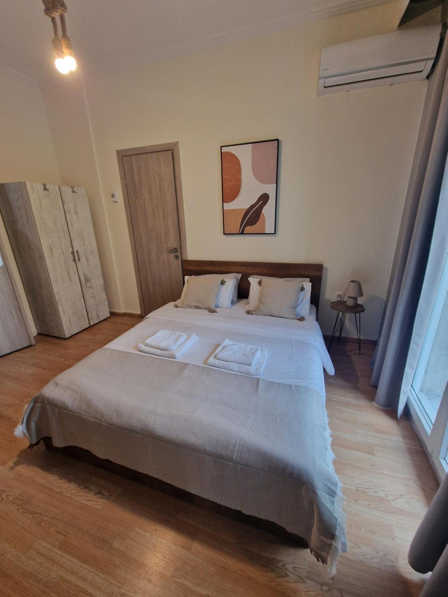 Closer "Egnatia Apartment 2" Thessaloníki Exteriör bild